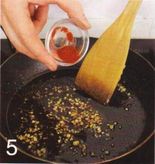 черный хлеб жареный +с чесноком,+как приготовить жареный хлеб